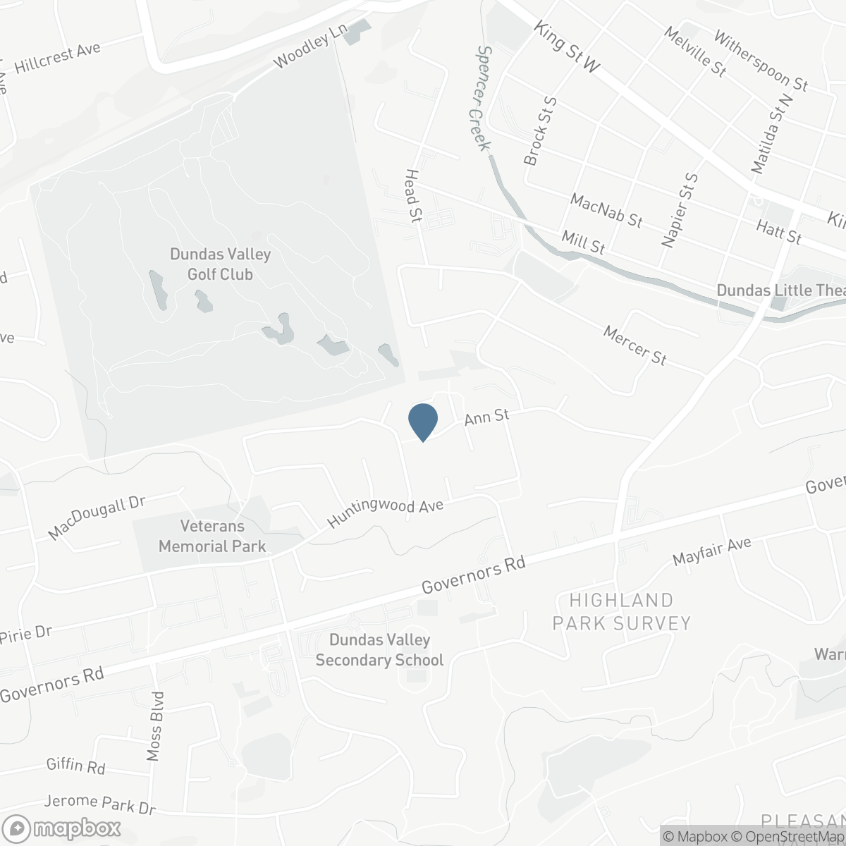 4 PATRICE Court, Dundas, Ontario L9H 5P5